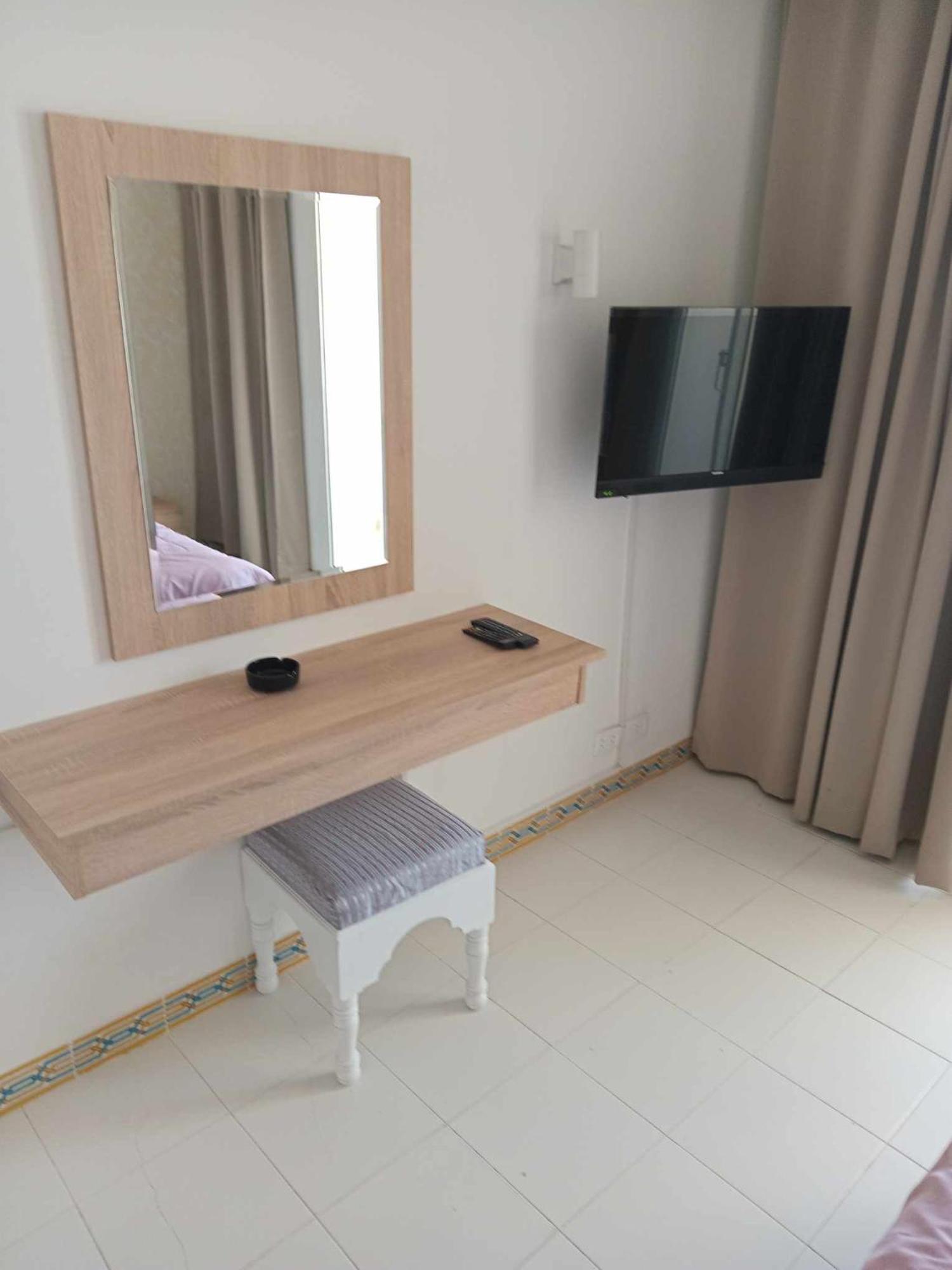 Hotel Mezri Monastir Bagian luar foto